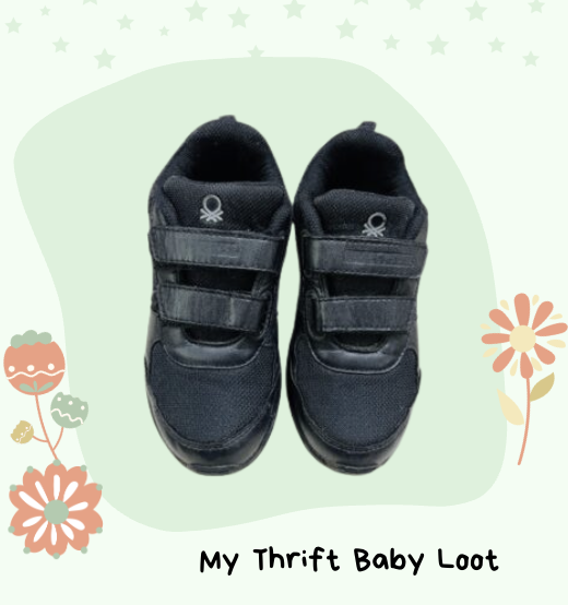 Preloved UCB Unisex black school shoes (4-6 years)